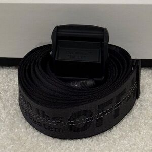 OFF-WHITE Classic Industrial Belt (FW21) Unisex